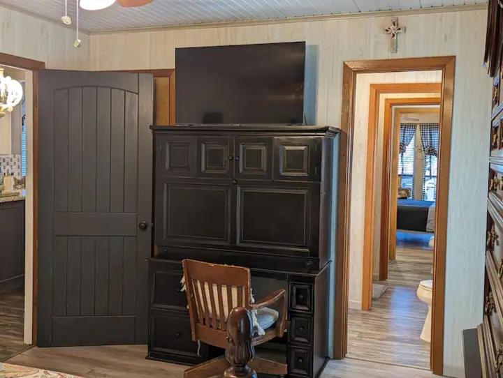 Robbins Nest - Property Image 38