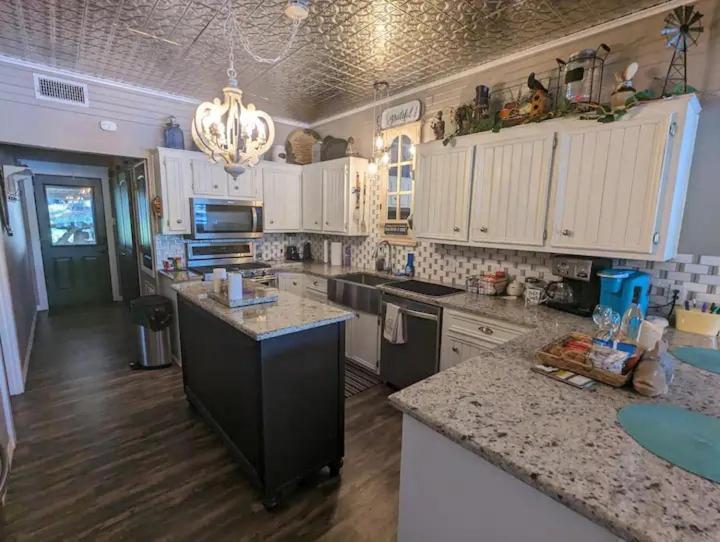 Robbins Nest - Property Image 21
