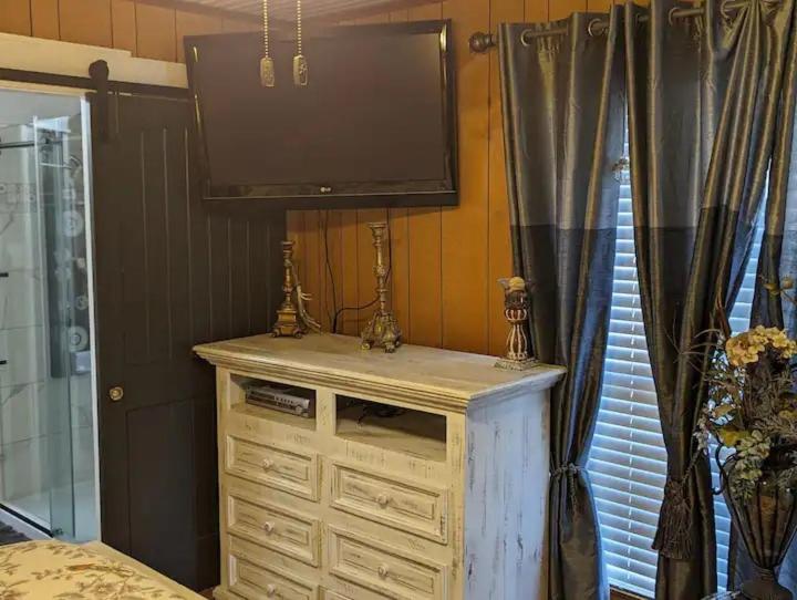 Robbins Nest - Property Image 37
