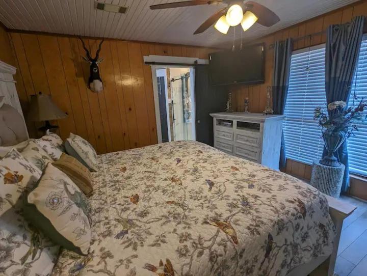 Robbins Nest - Property Image 43