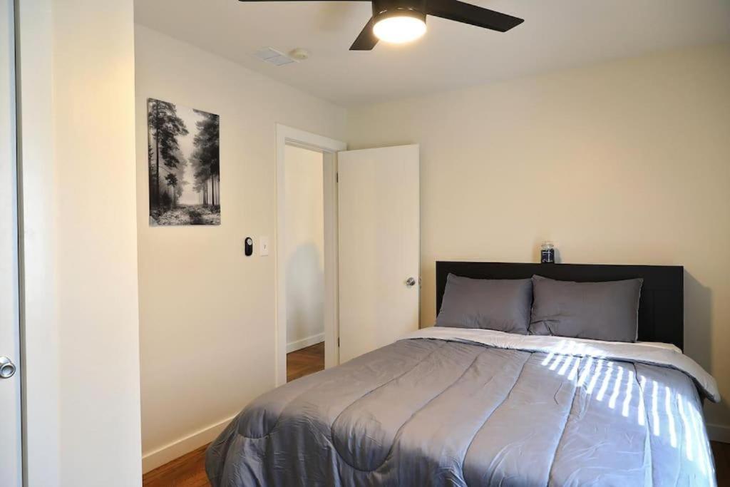 Cozy condo minutes from downtown ATL view 2