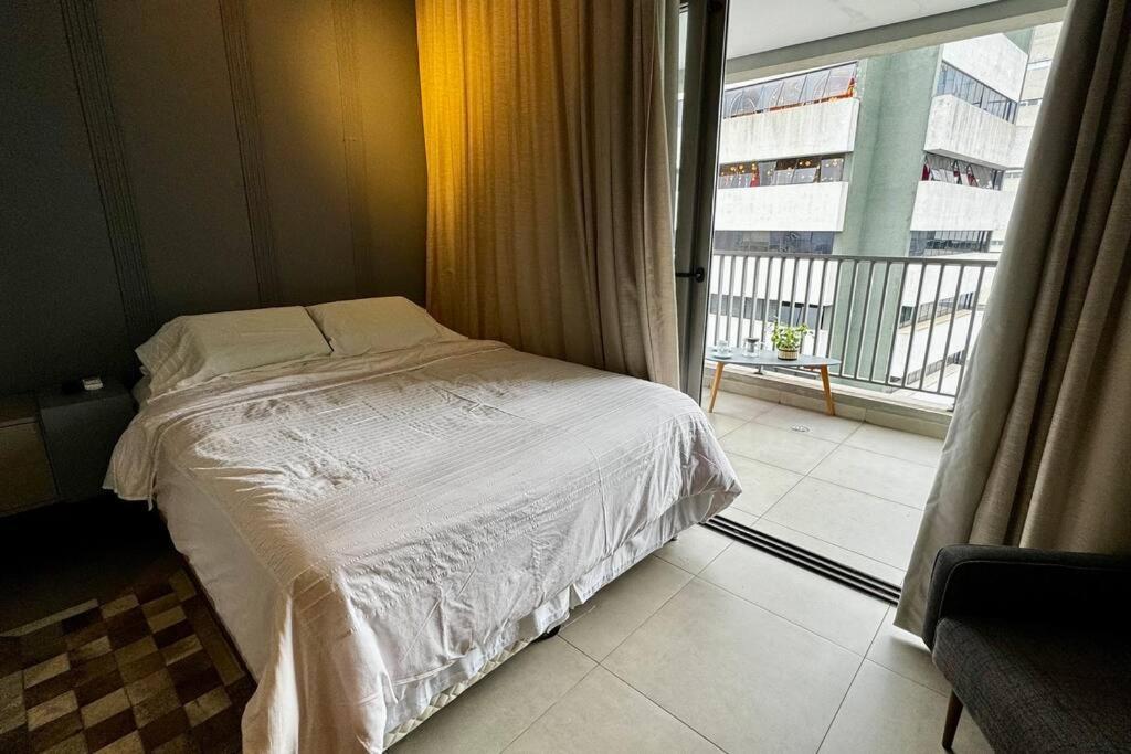 Charming Studio in Vergueiro