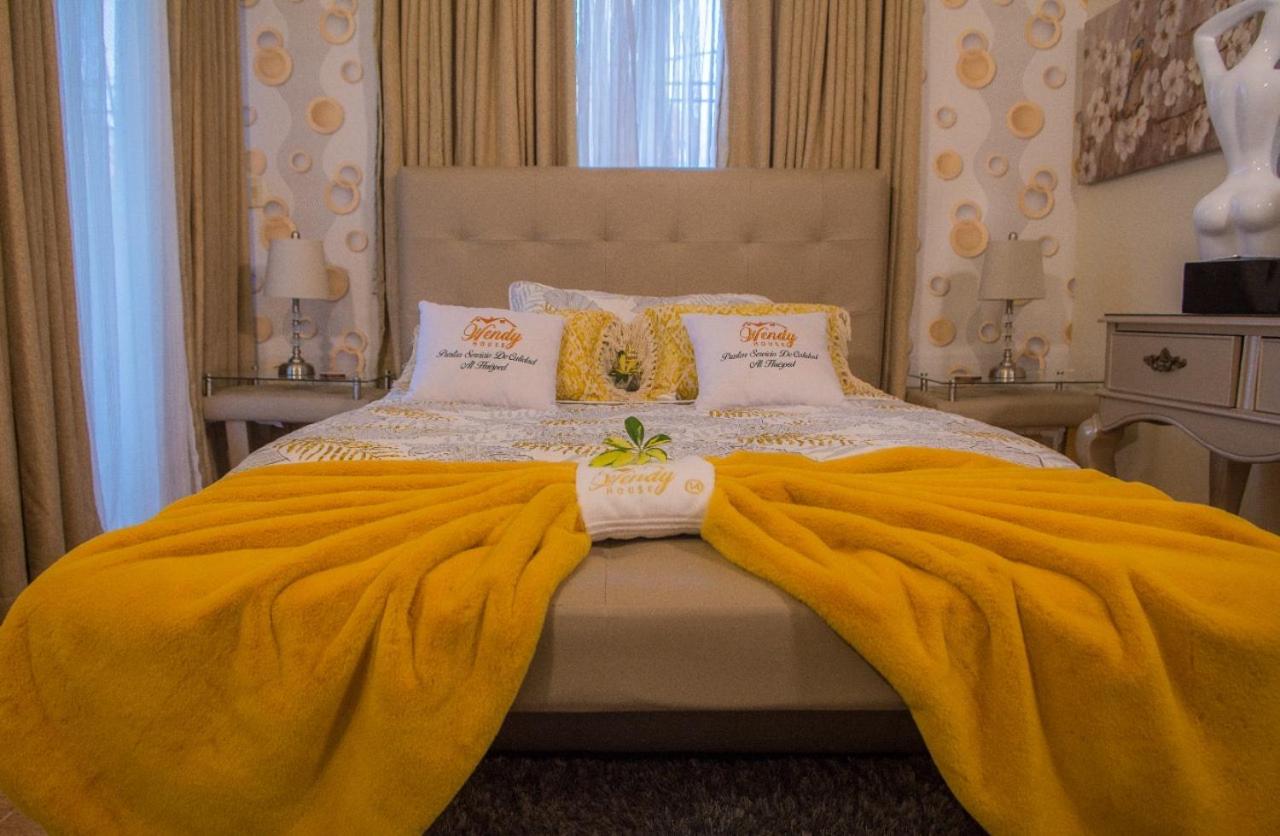 santiago luxury house