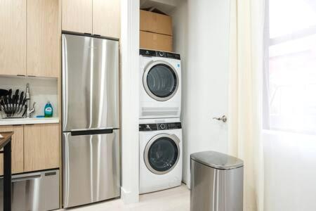 3BR 2Baths with Private Outdoors