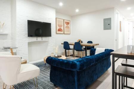 3BR 2Baths with Private Outdoors