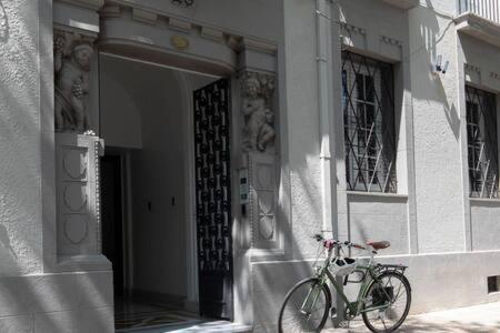 HOM I Depto en Ubicación privilegiada en Santiago Centro