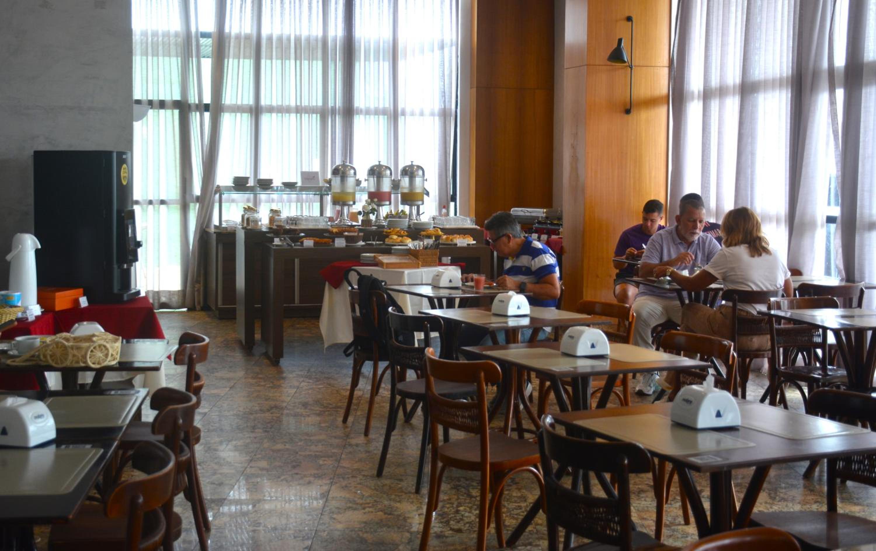 Hotel Natal Plaza, Apto706, Vista mar, 2 Suítes, Vaga Garagem