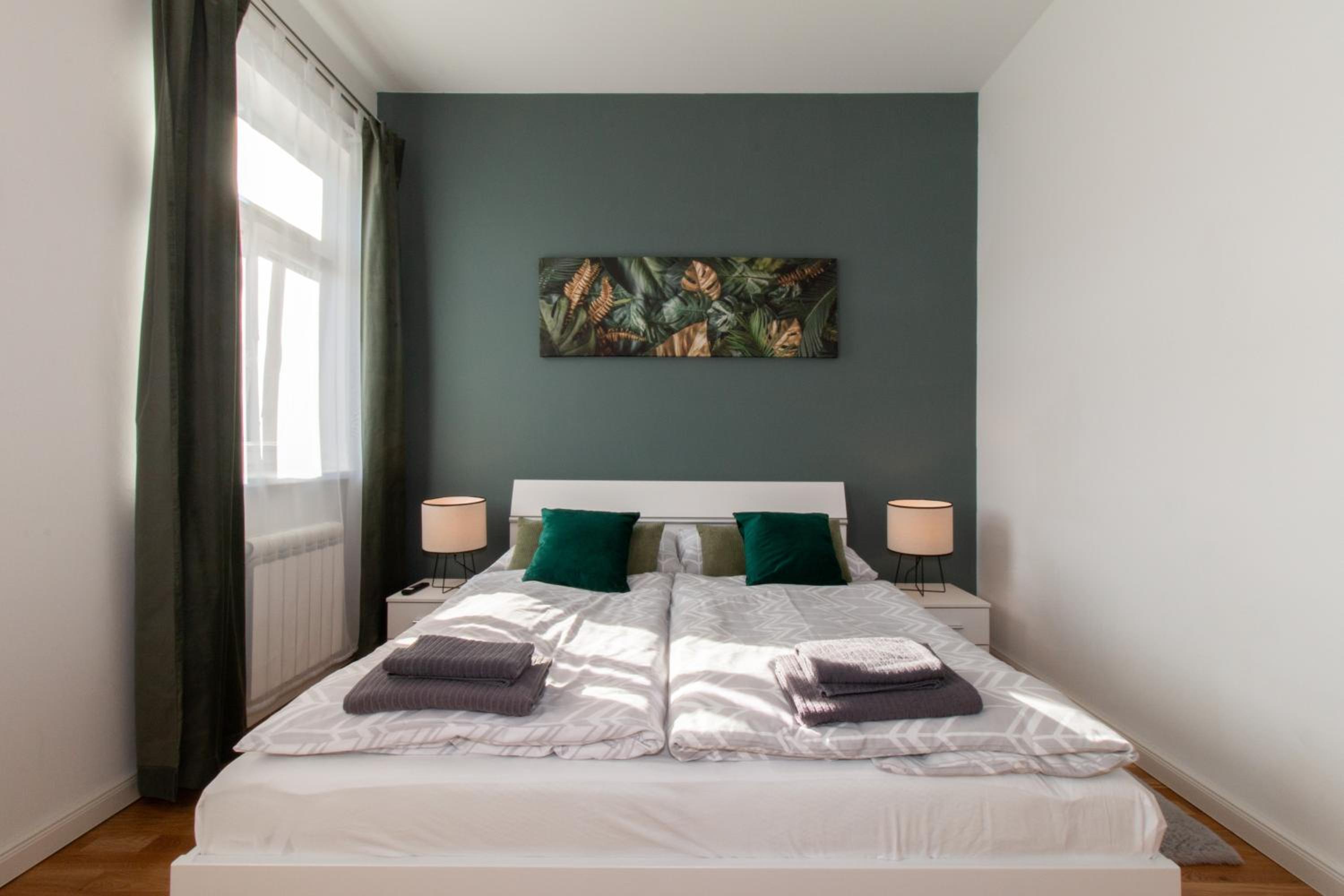 Washingtonova CR apartments