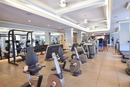 The Palms, Ocean View Studio Located at Ritz Carlton - Key Biscayne
