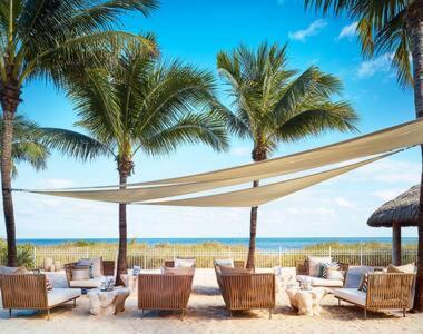 The Palms, Ocean View Studio Located at Ritz Carlton - Key Biscayne