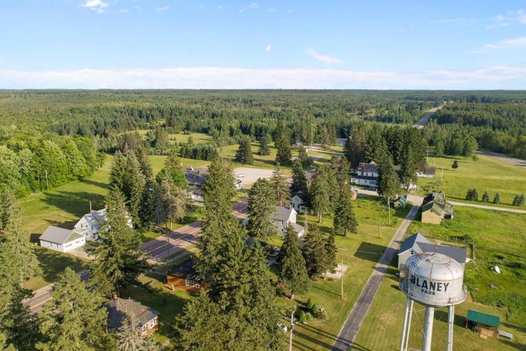 Centrally Located - Historic Blaney Park- Michigan view 3