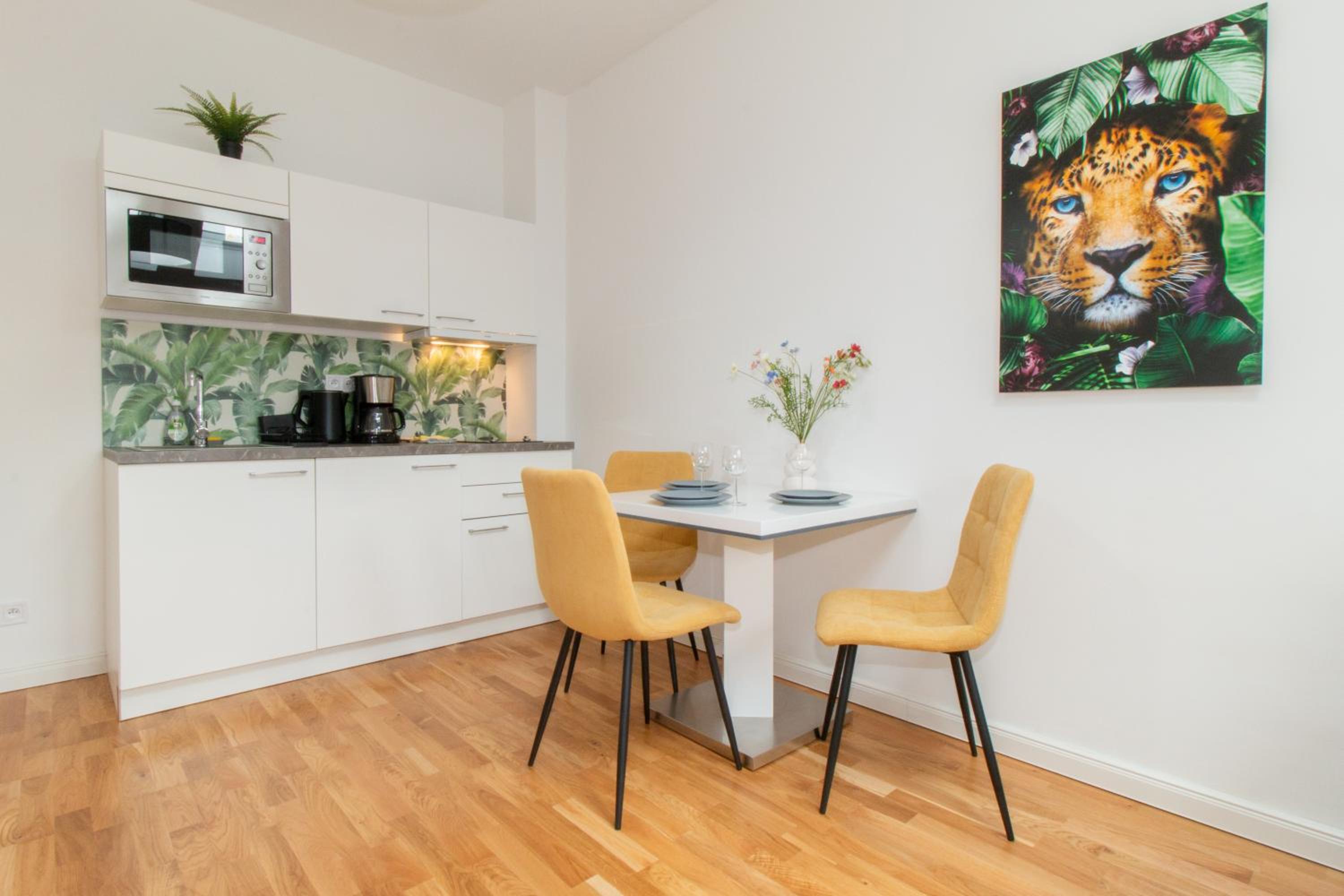 Washingtonova CR apartments