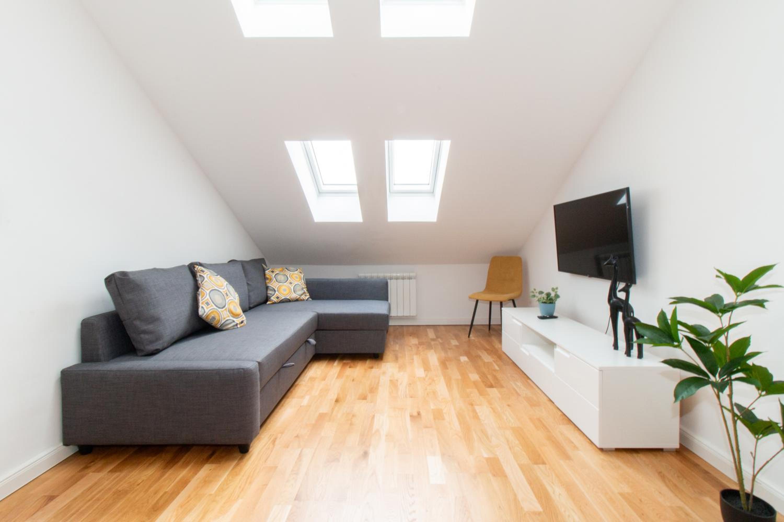 Washingtonova CR apartments