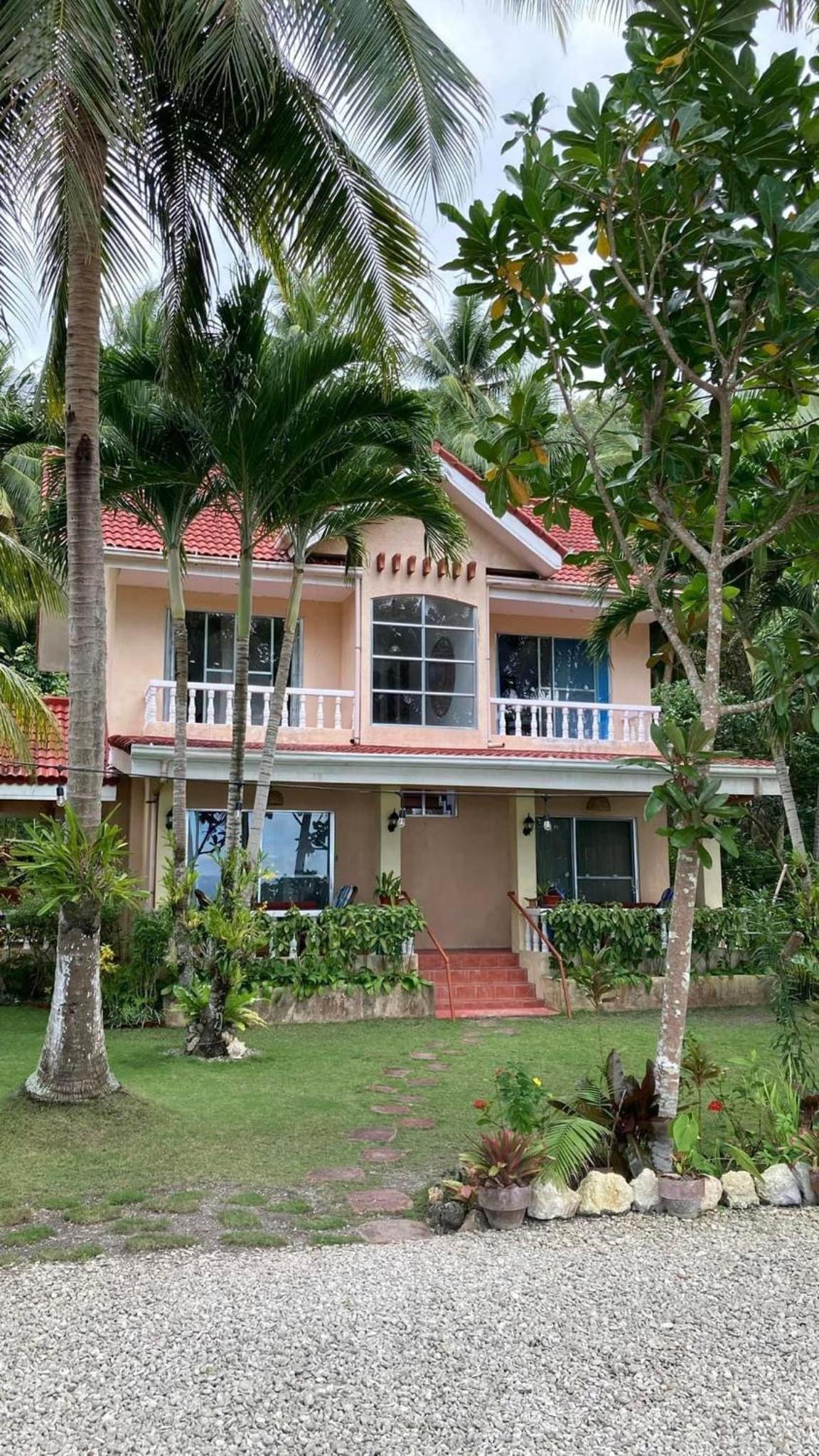 Casey’s Haven Beach Resort