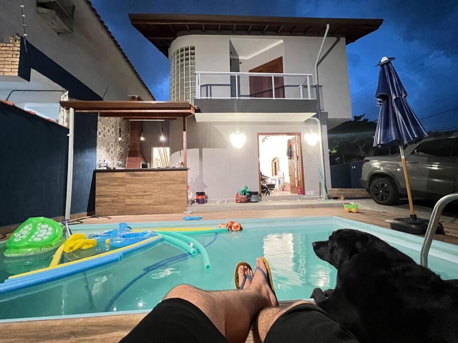 Beach House Pool in Bertioga – Just 90m from Beach