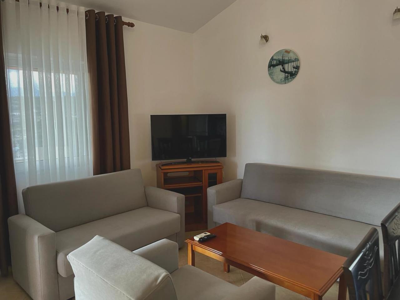Four Seasons Apartments