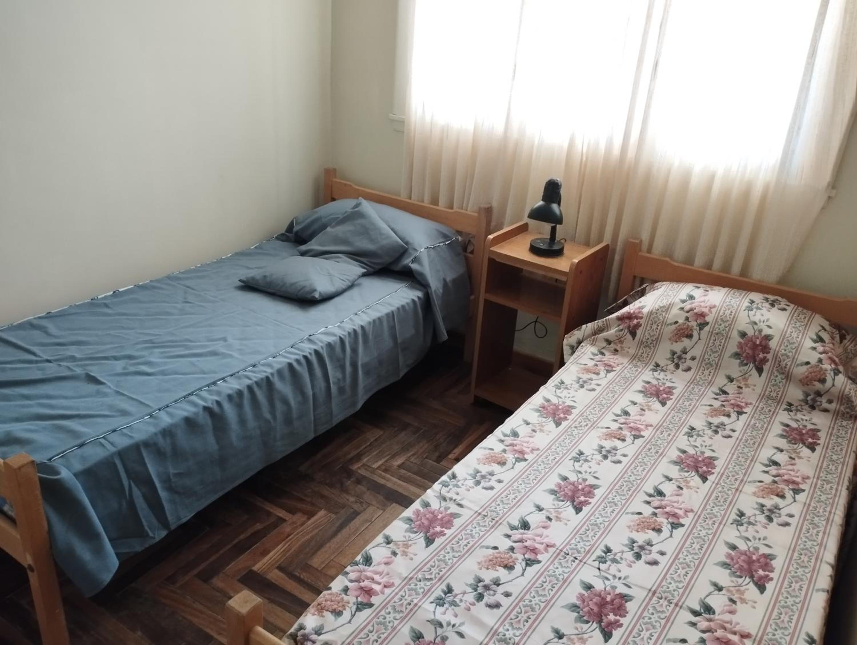 Excelente Casa 5 Ambientes