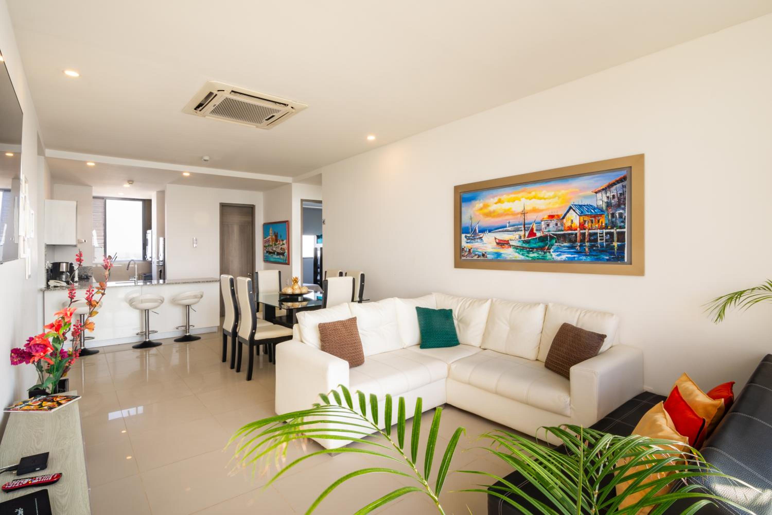 41st Fl Beach Condo in Bocagrande