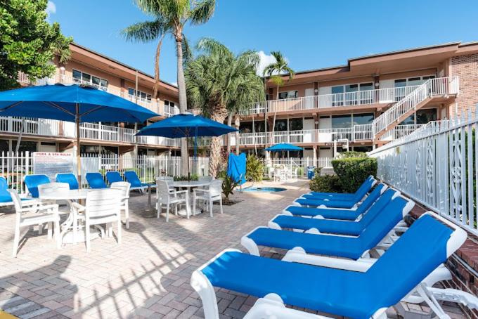 Canada House Pompano Beach view 4