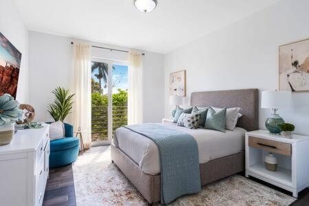 VILLA MAGNOLIA-with heated pool-by VIAC