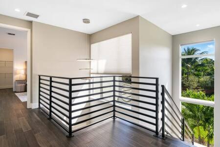 VILLA MAGNOLIA-with heated pool-by VIAC