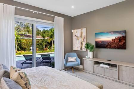 VILLA MAGNOLIA-with heated pool-by VIAC
