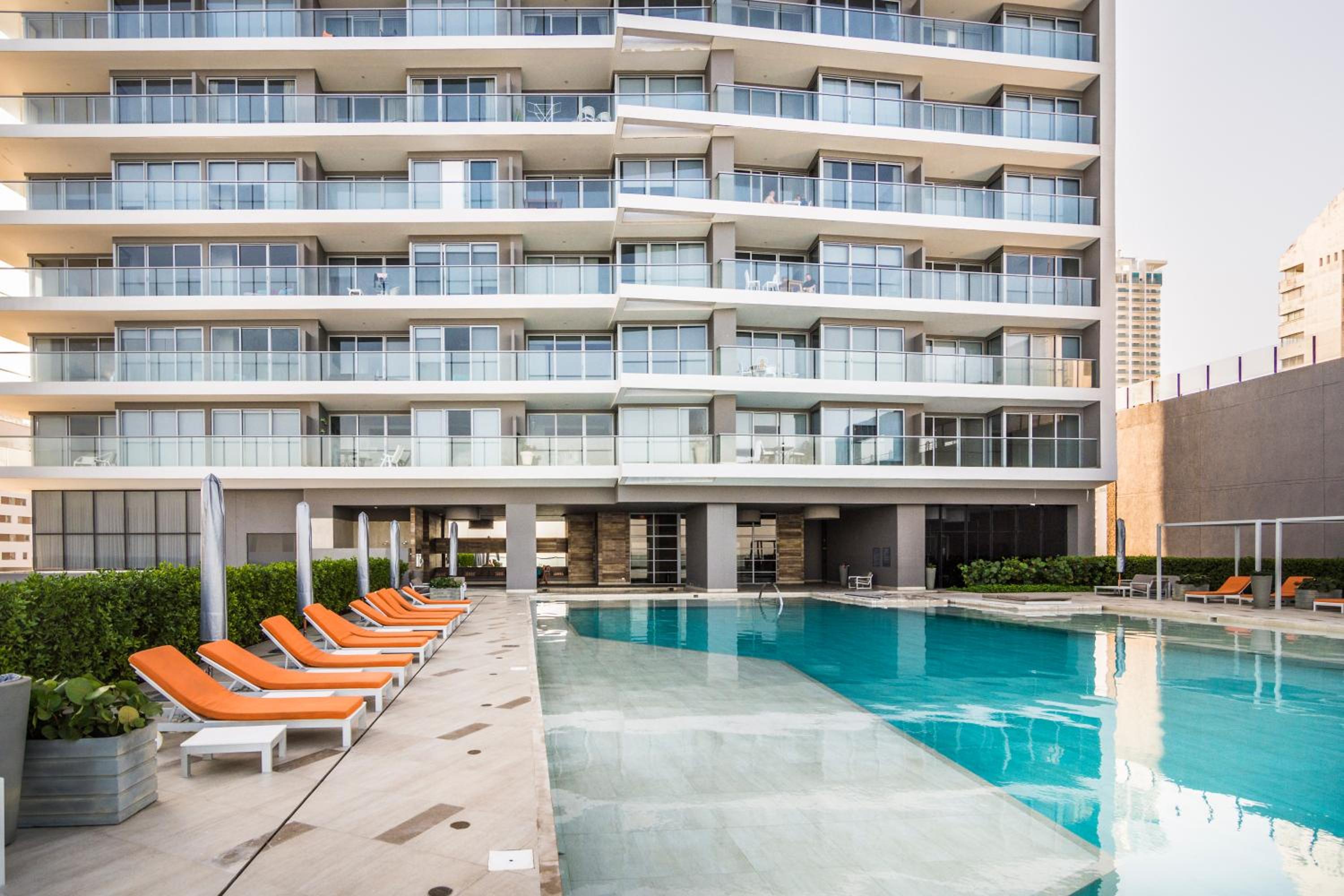 41st Fl Beach Condo in Bocagrande