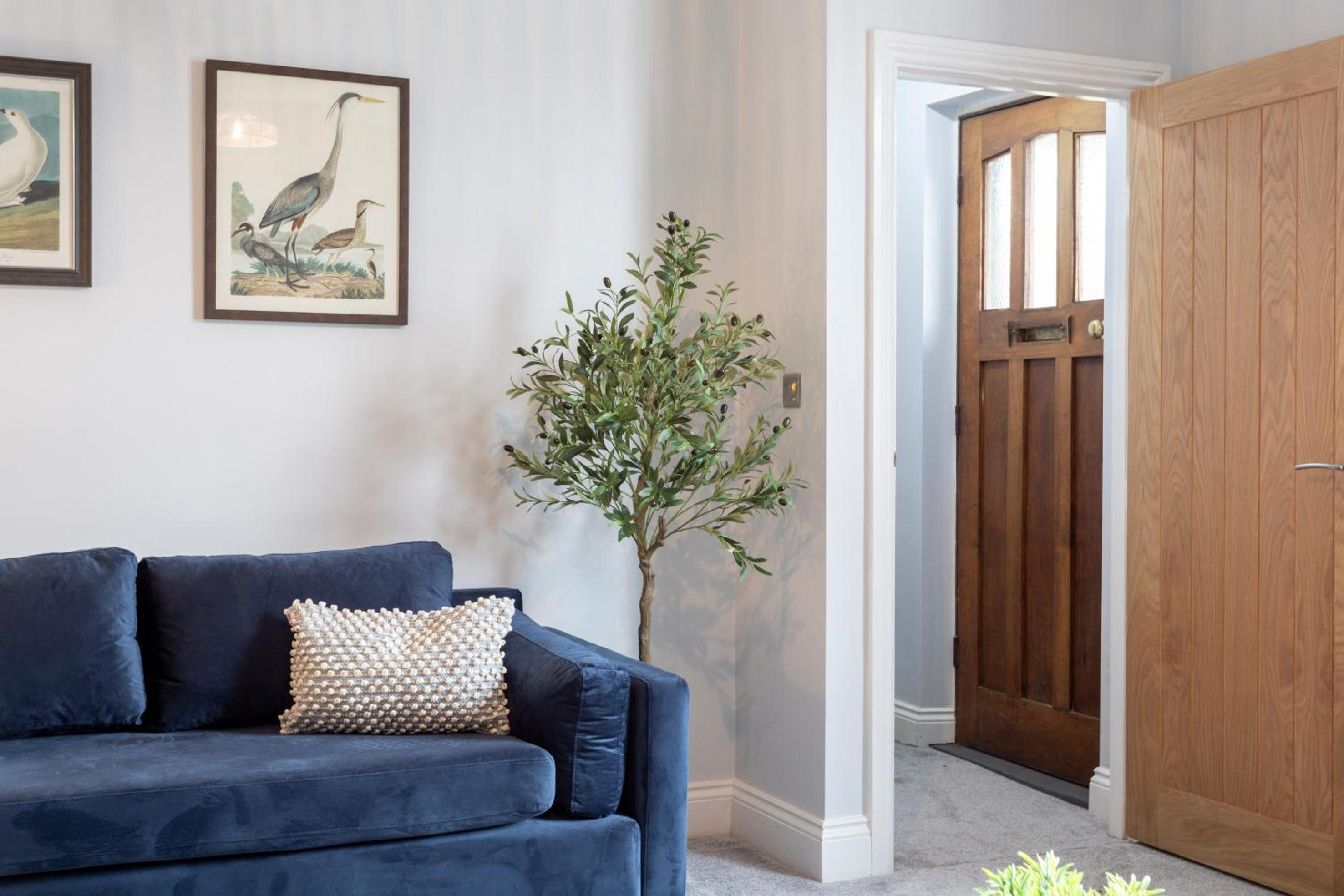 Kist Accommodates - Belmont Dene