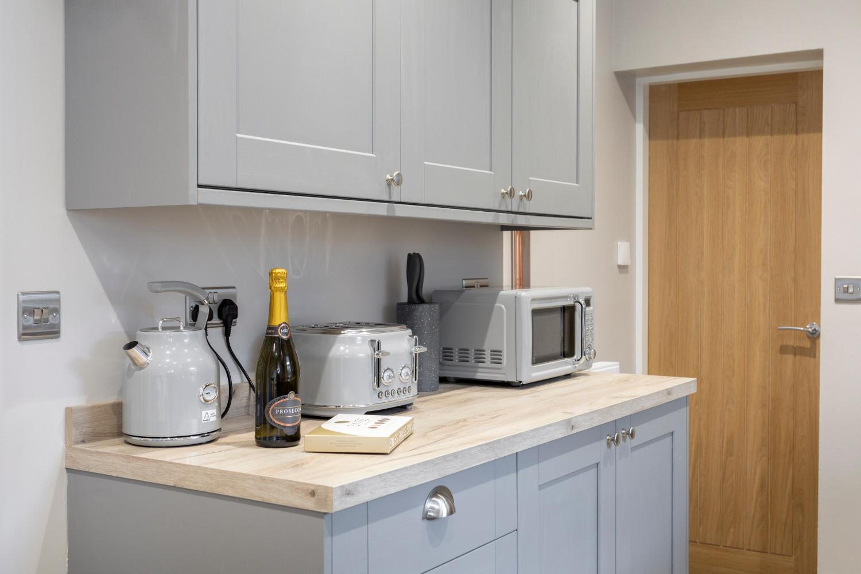 Kist Accommodates - Belmont Dene