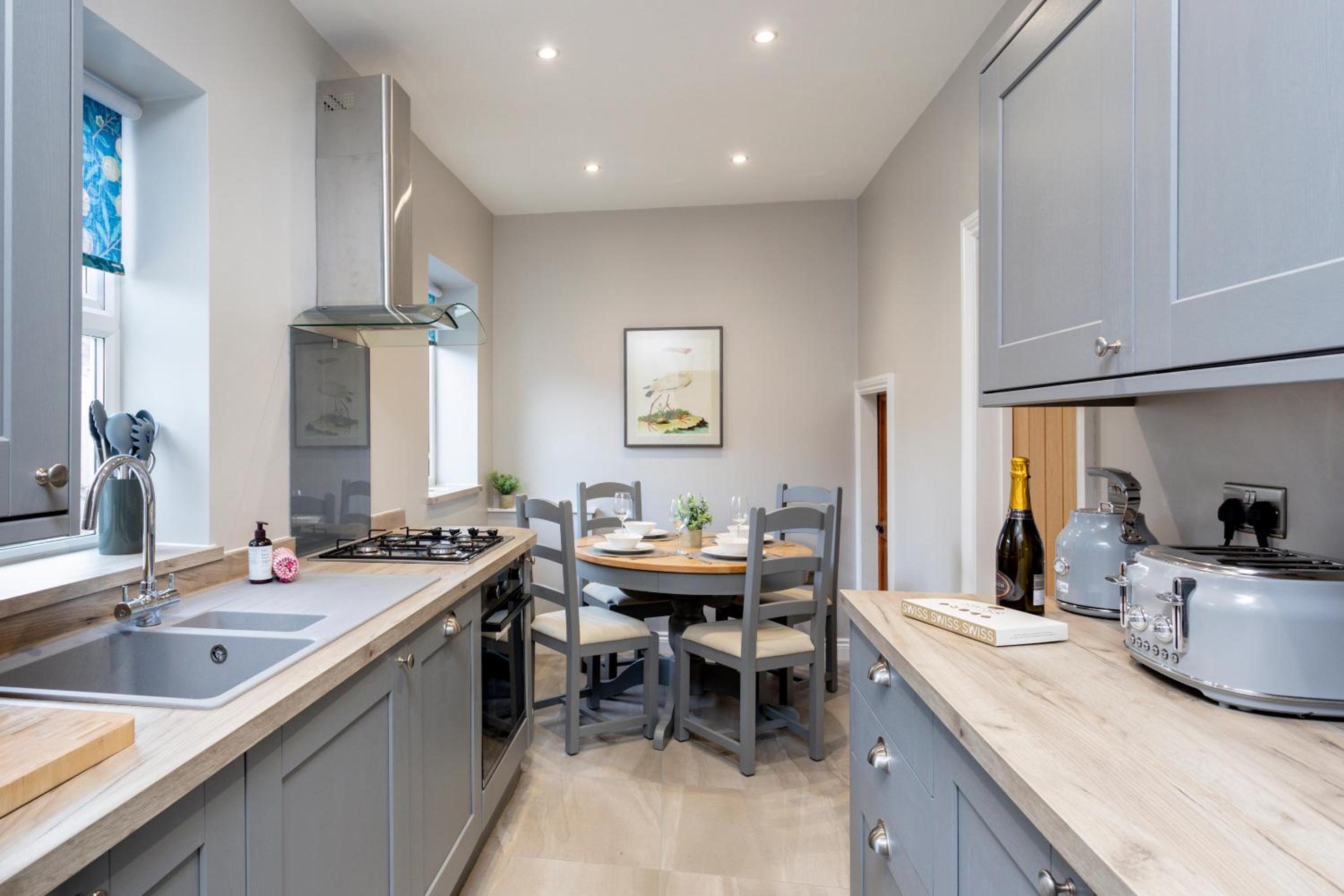 Kist Accommodates - Belmont Dene