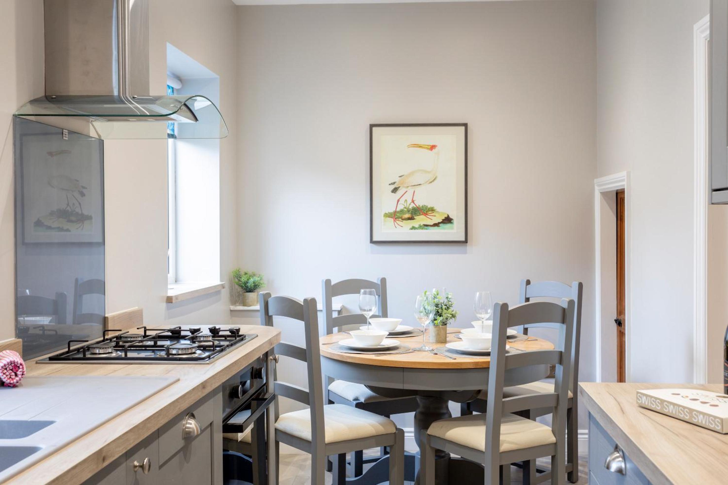 Kist Accommodates - Belmont Dene