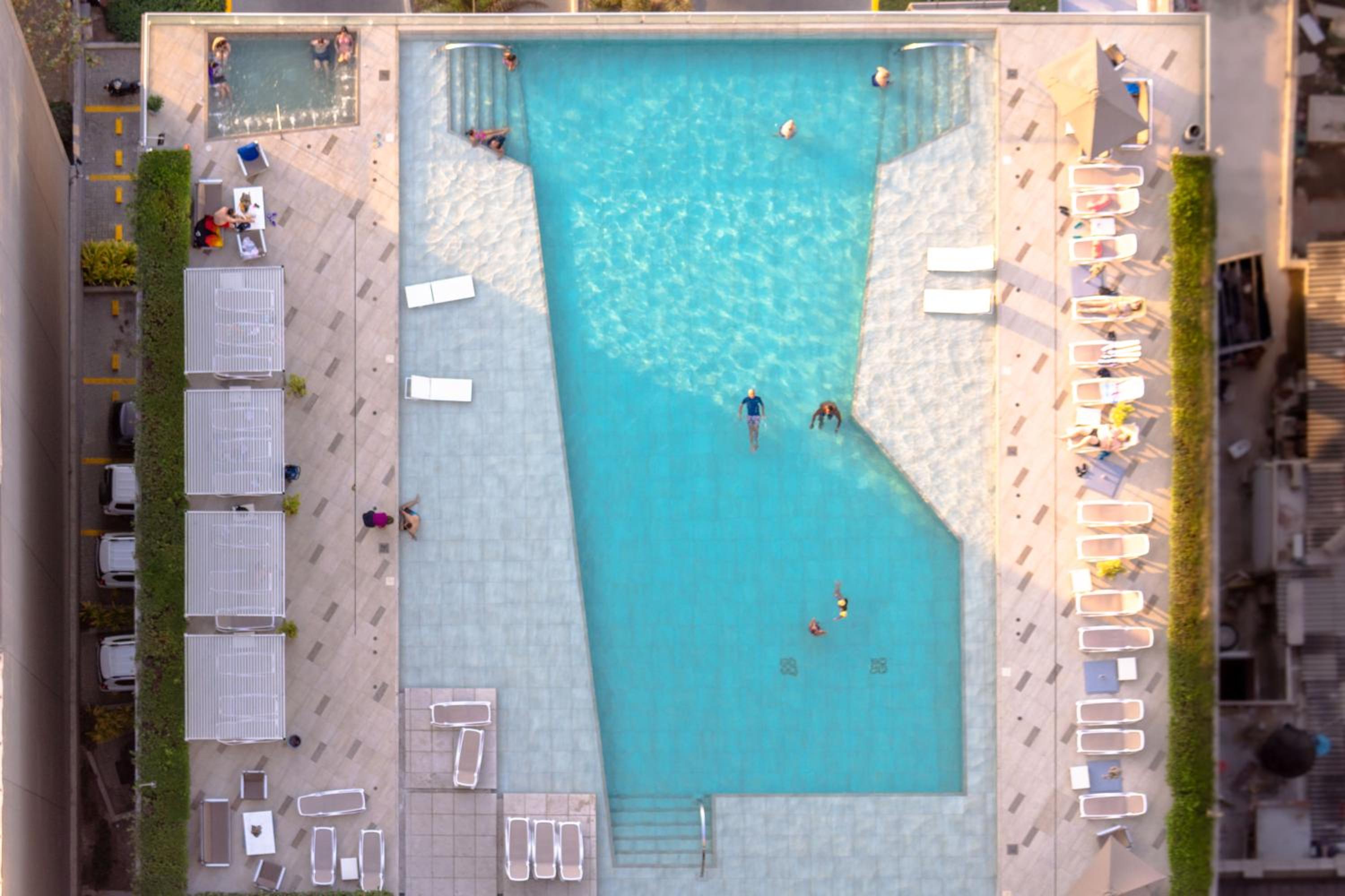 41st Fl Beach Condo in Bocagrande