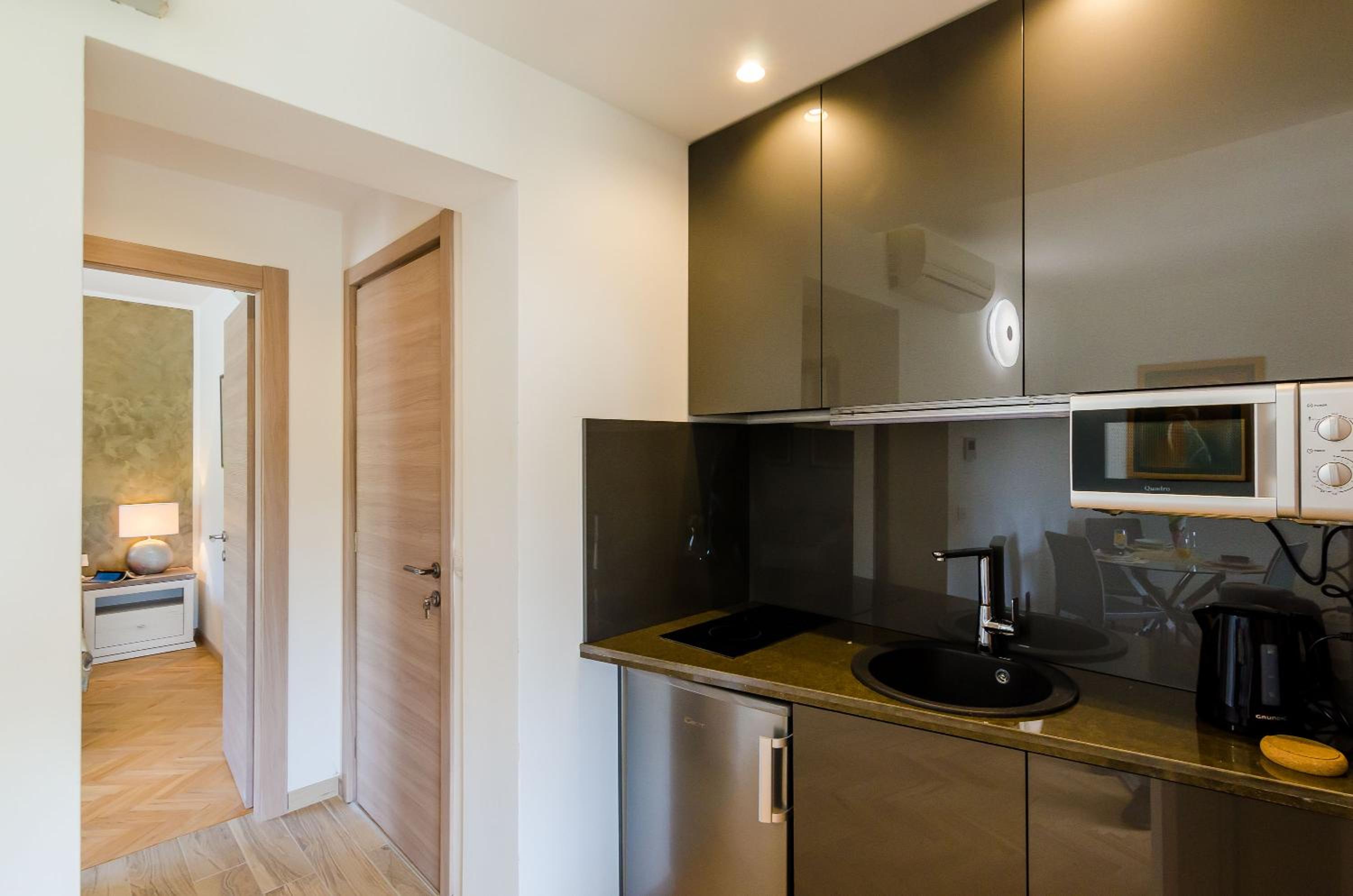 Villa Dolores Apartments