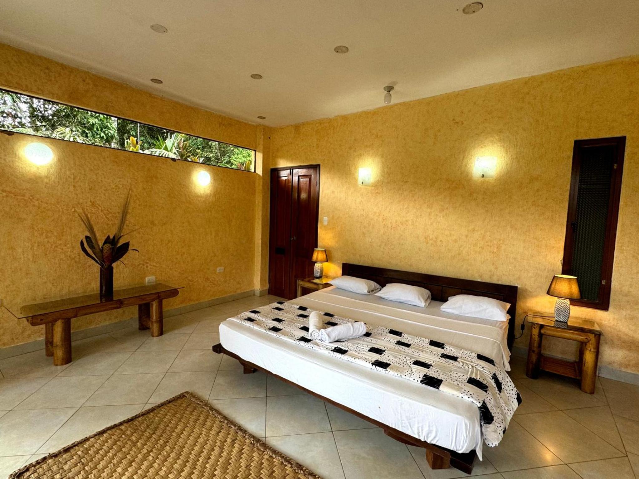 Wisdom Forest Lodge