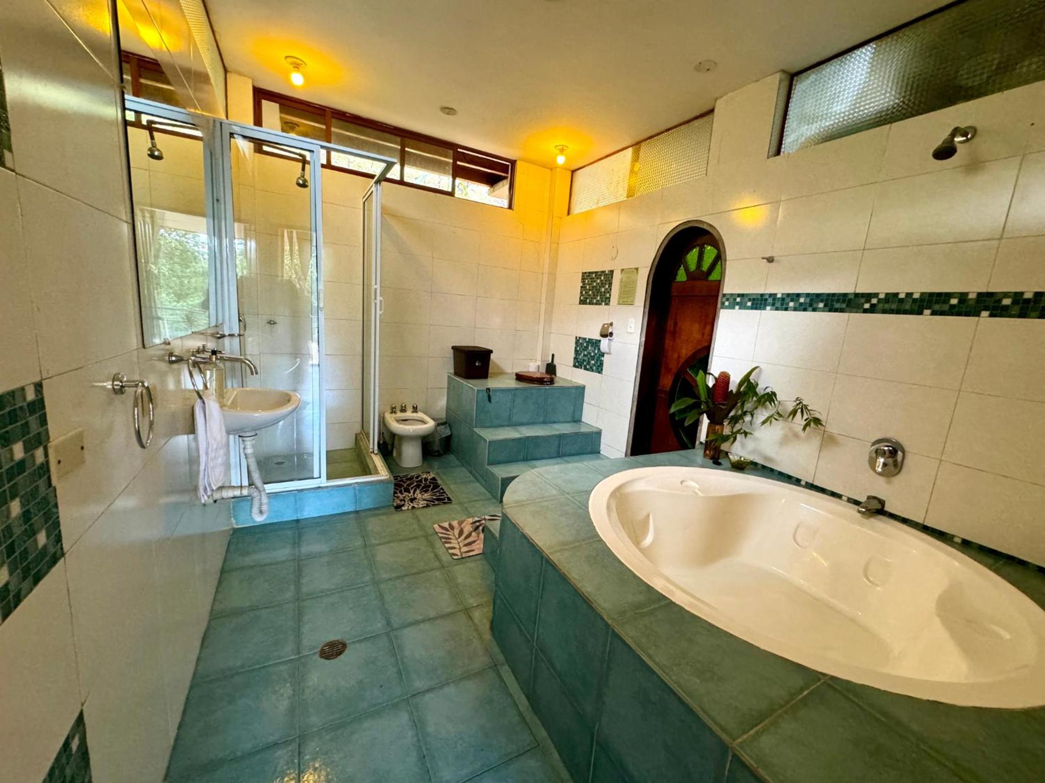 Wisdom Forest Lodge
