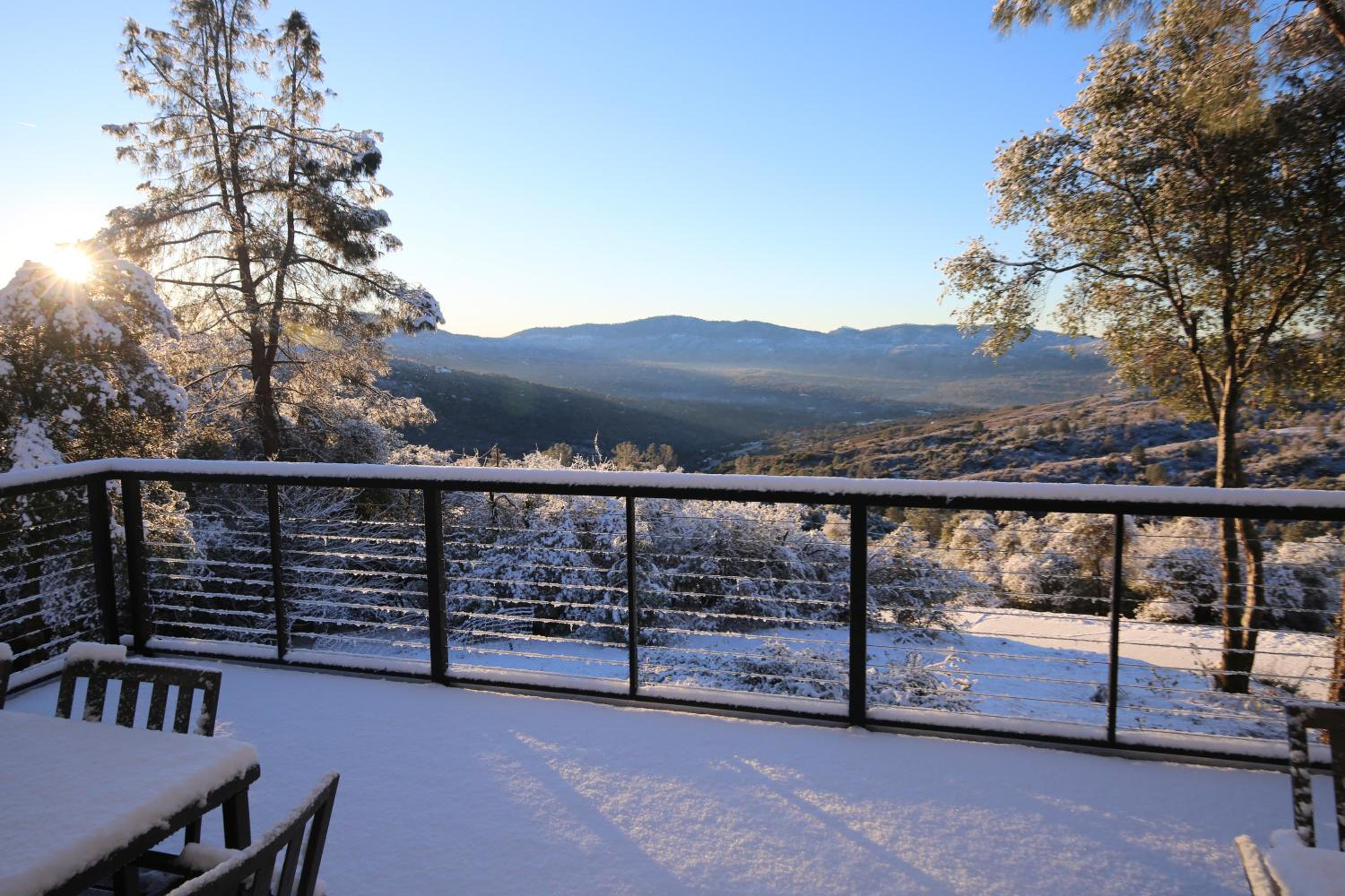High End A-Frame - Hot Tub - Awesome Views - Yosemite - Electric Vehicle Friendly - Sleeps 10 view 3