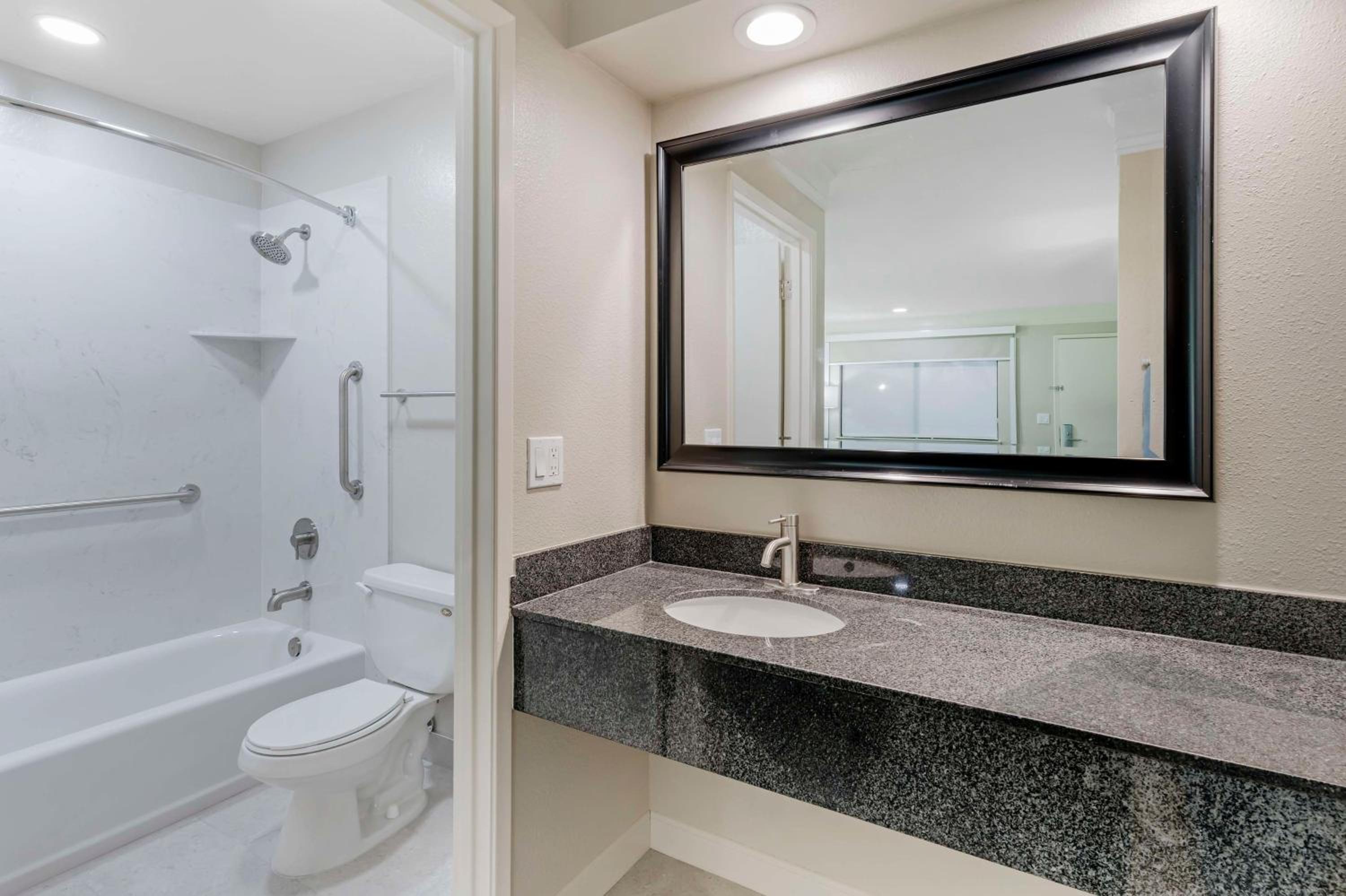 Fairfield Vacations - Best Western Cordelia Inn - Property Image 12
