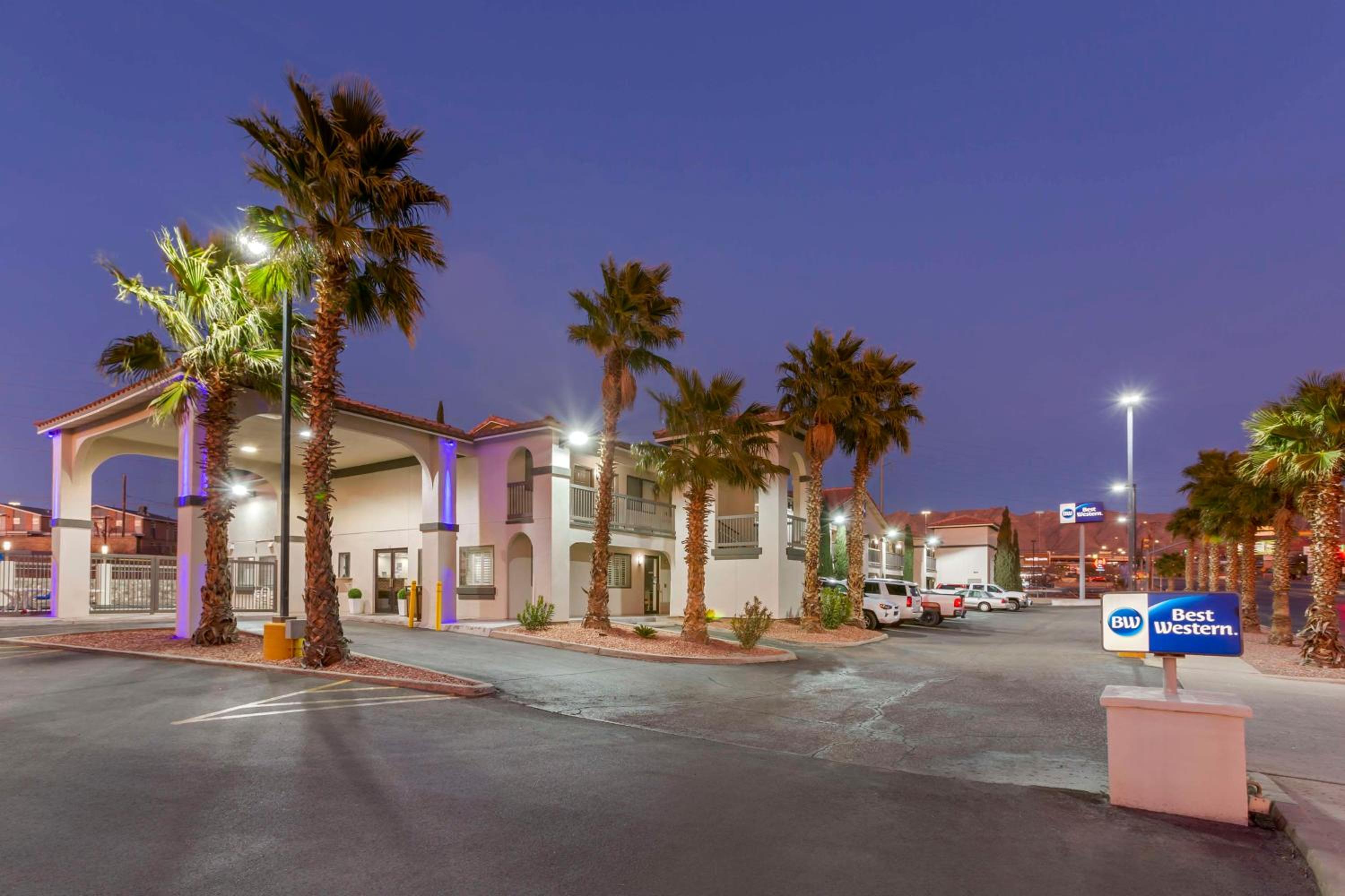 Hotel Best Western Sunland Park - Image 1