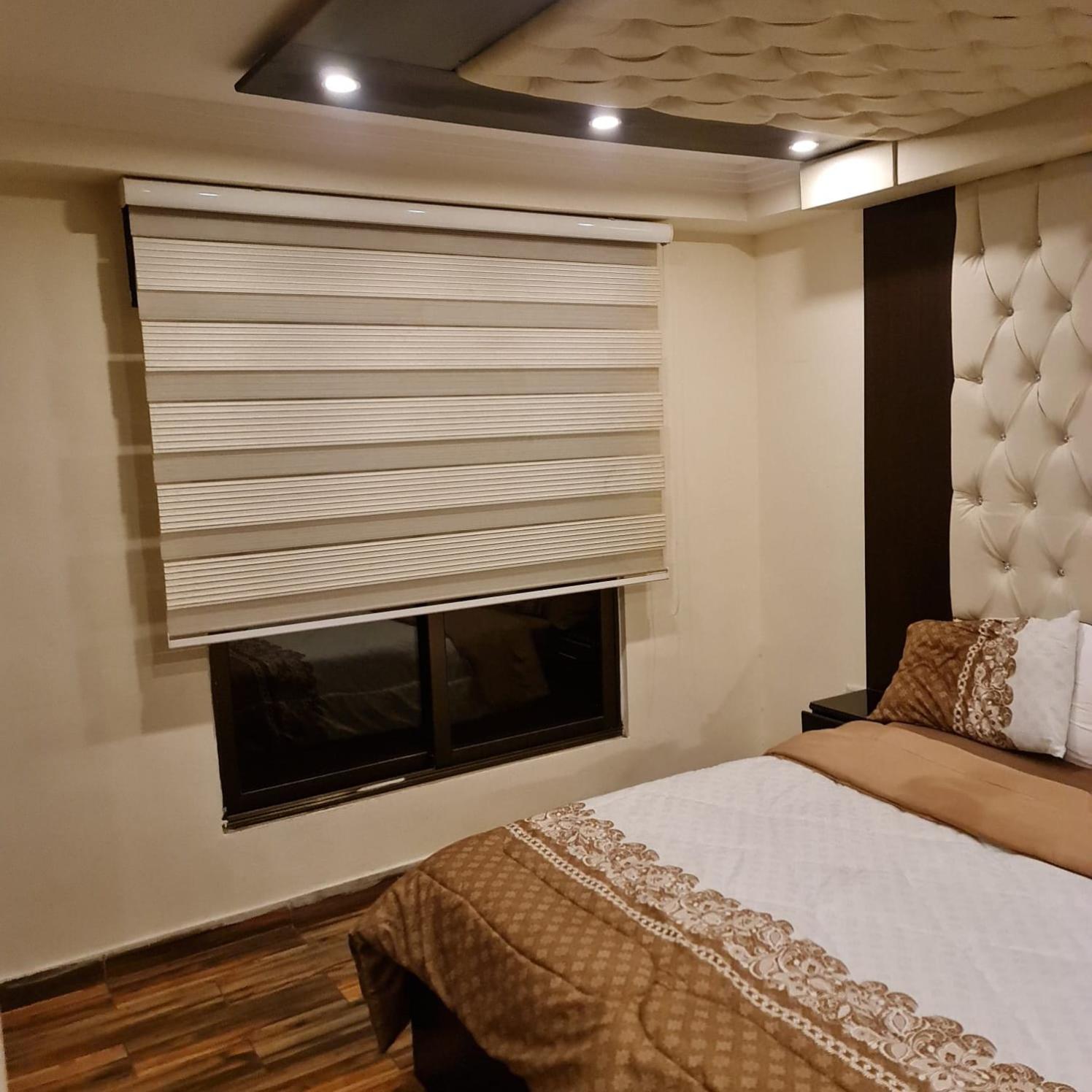 Quadro apartment