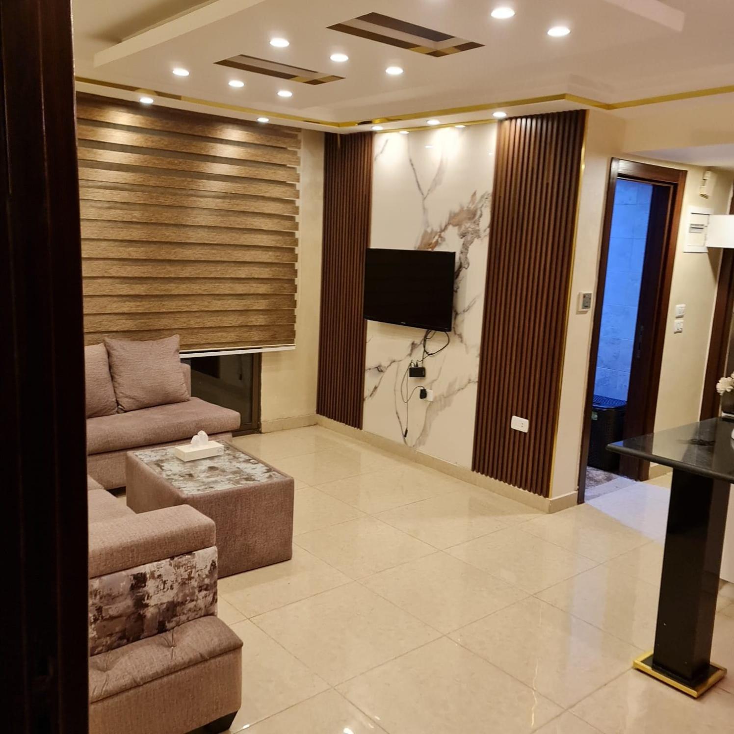 Quadro apartment