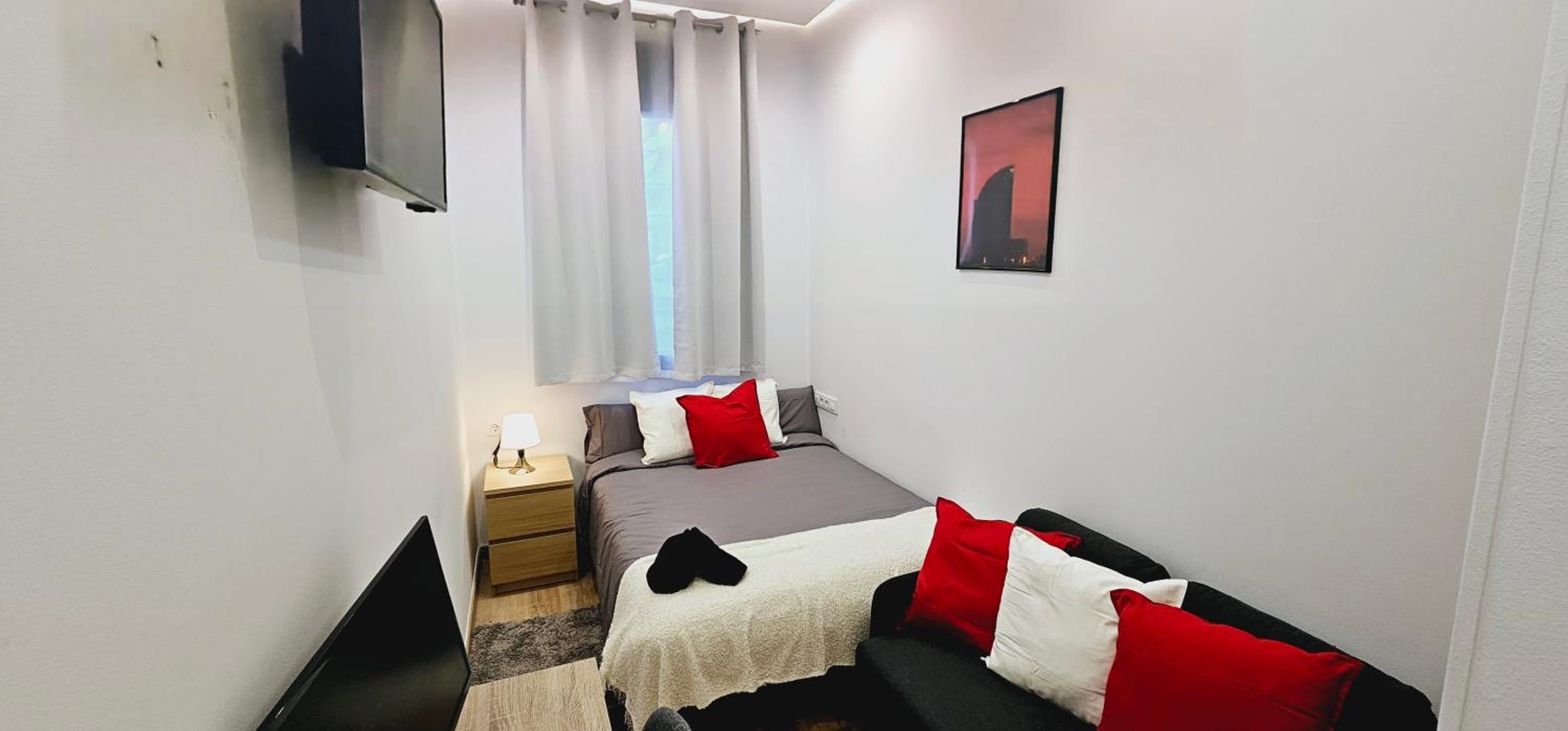 Gran apartamento ideal grupos muy cerca Barcelona