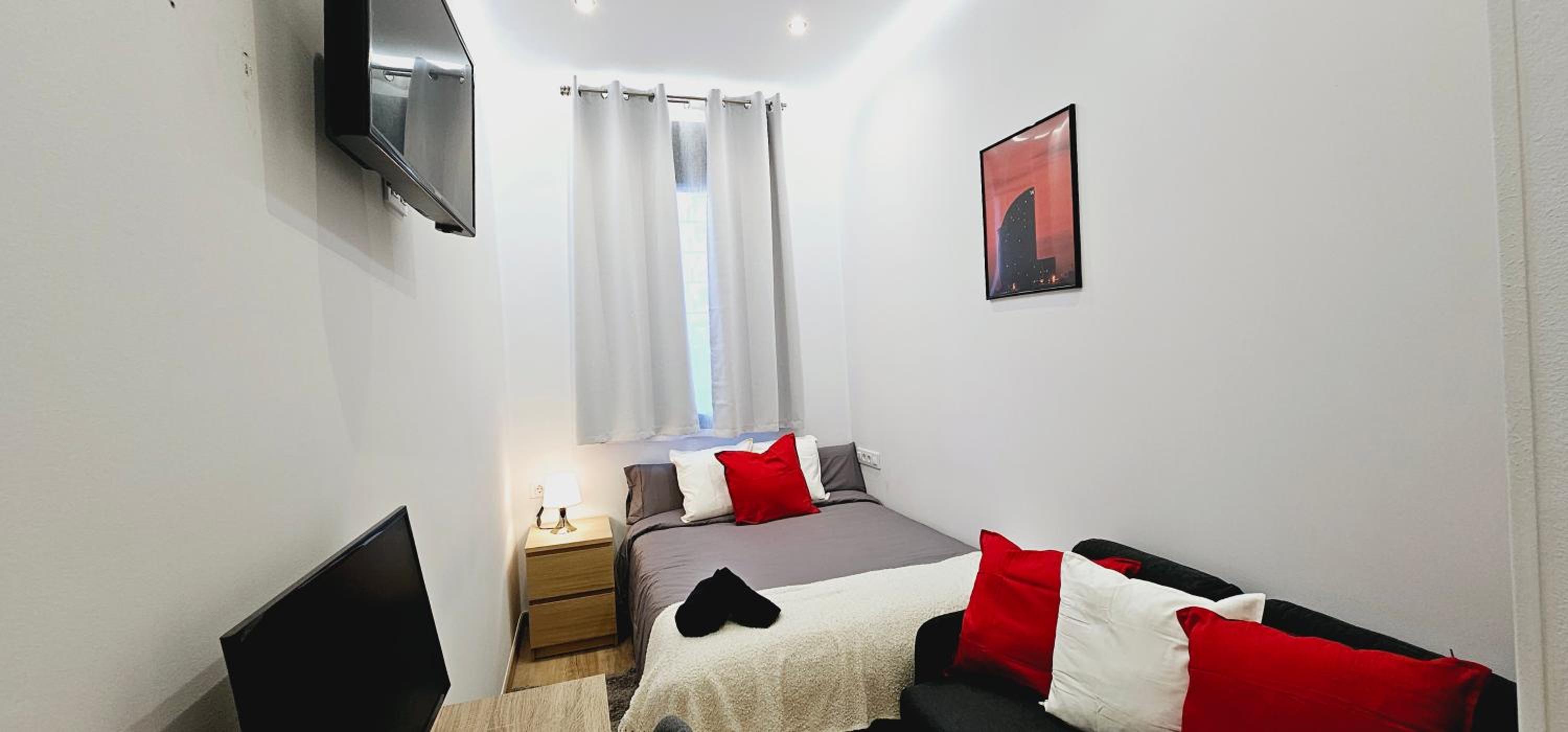 Gran apartamento ideal grupos muy cerca Barcelona