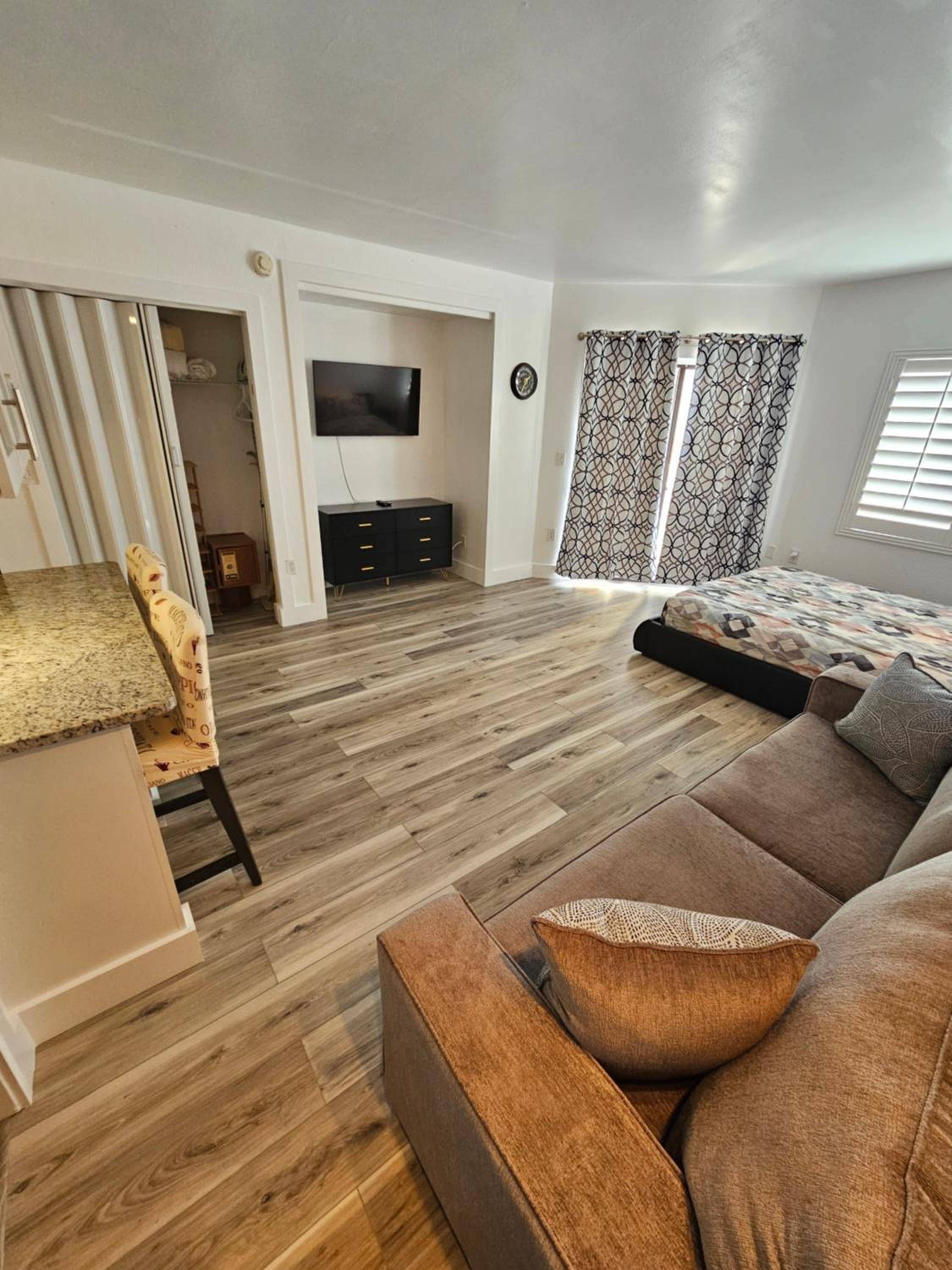 Cozy Condo on International Dr. Near Universal Studios