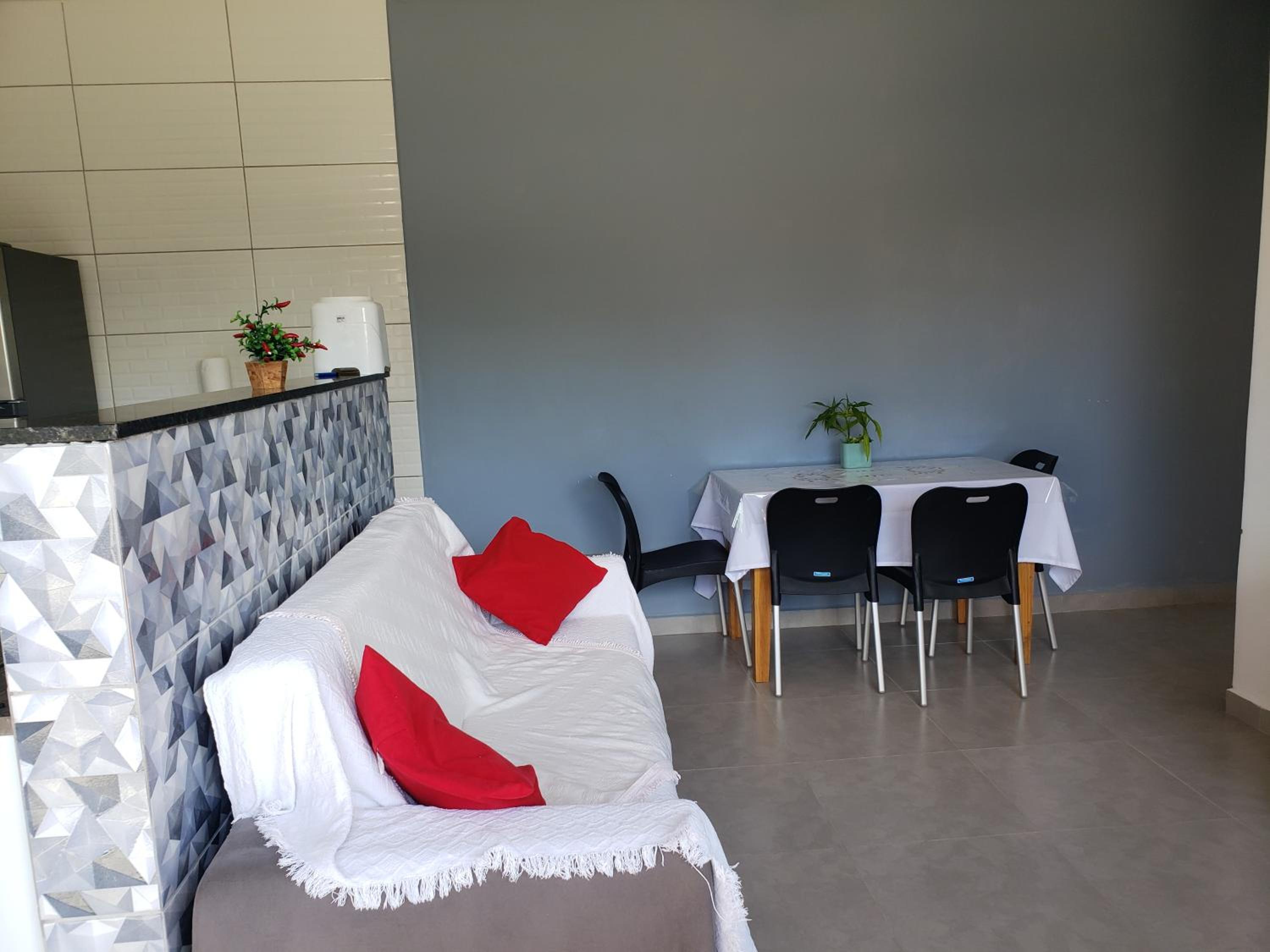 Residencial Mineiro- apartamento de 02 quartos