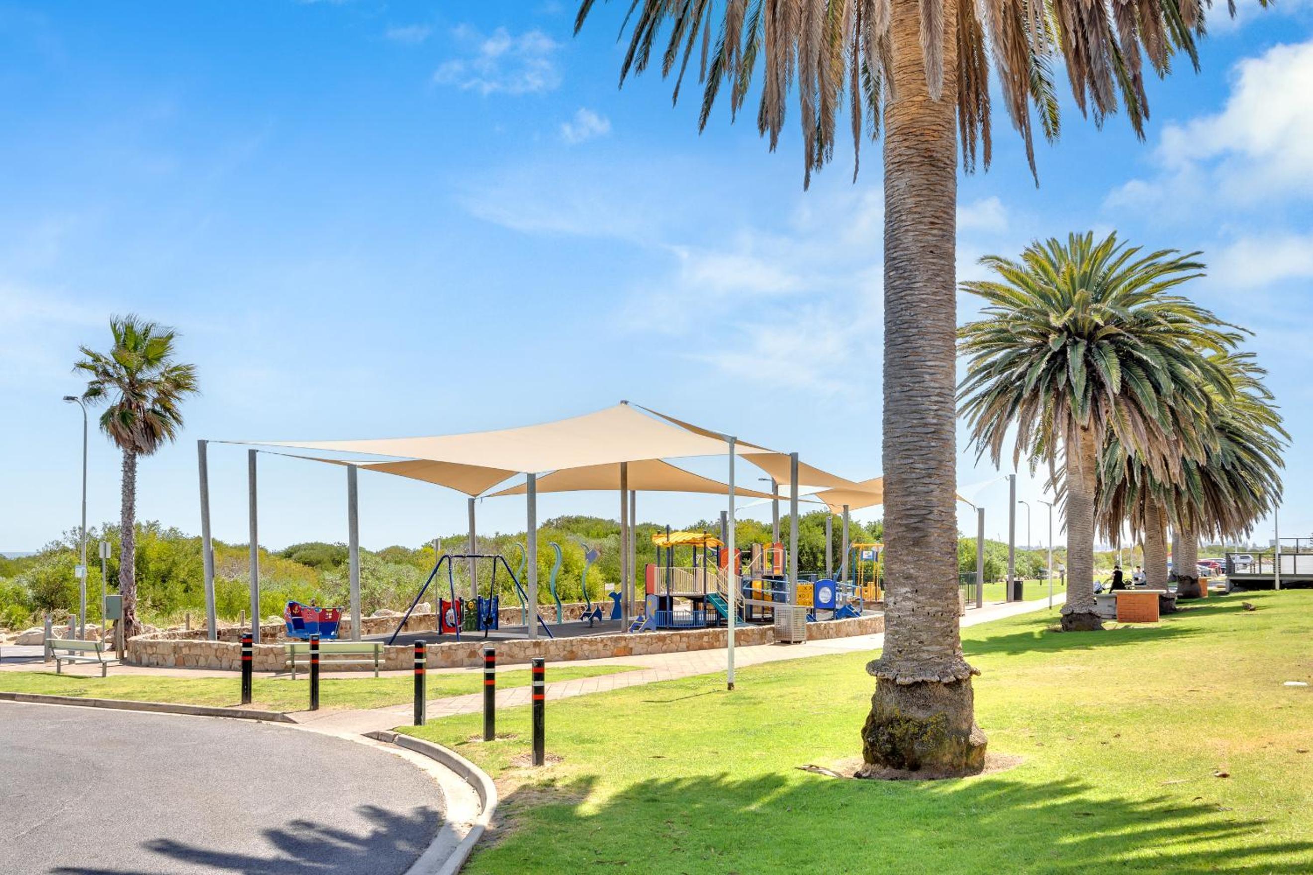 96C Esplanade, Semaphore