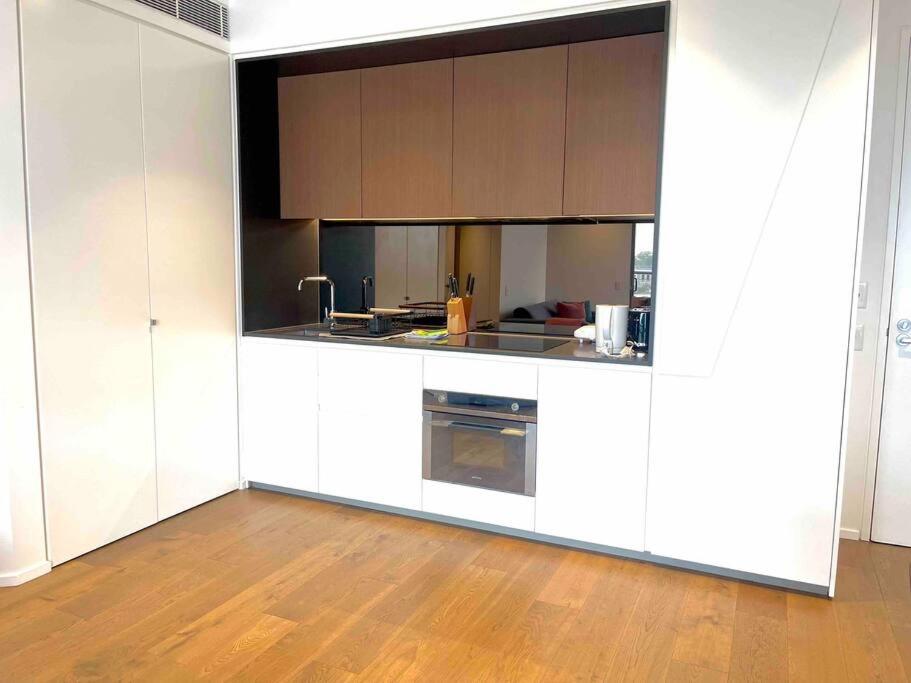 Sydney City Side Beauty @ Chippendale 1 Bedroom Aircon