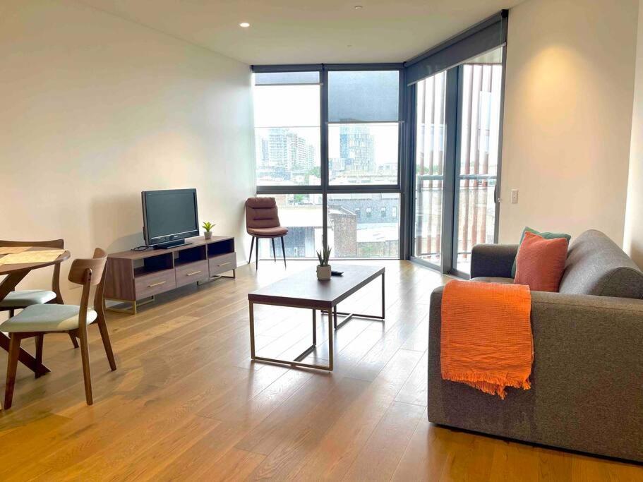 Sydney City Side Beauty @ Chippendale 1 Bedroom Aircon