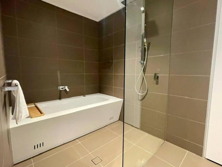 Sydney City Side Beauty @ Chippendale 1 Bedroom Aircon