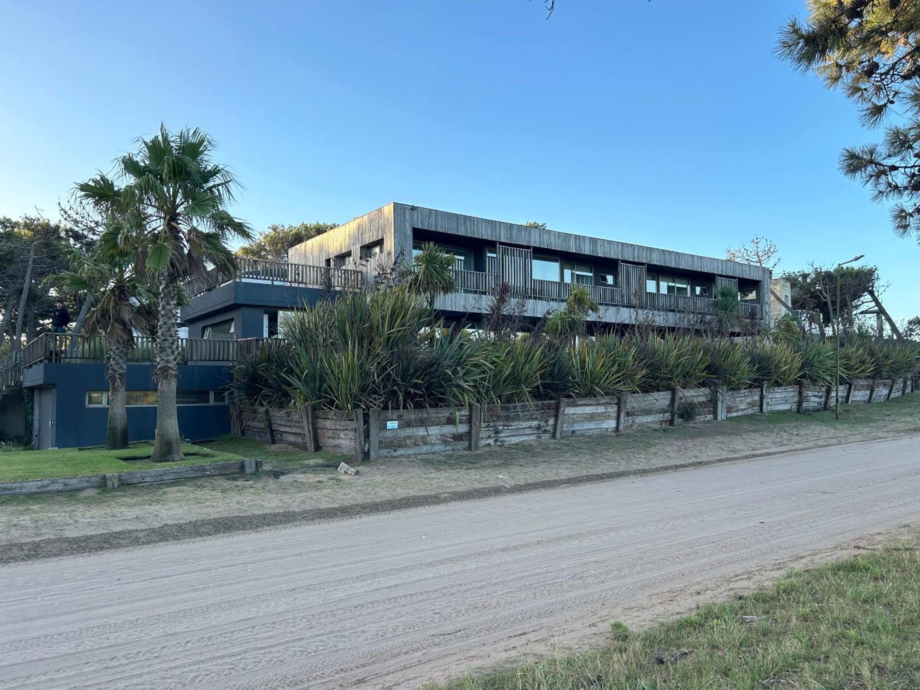 Casa Frontera