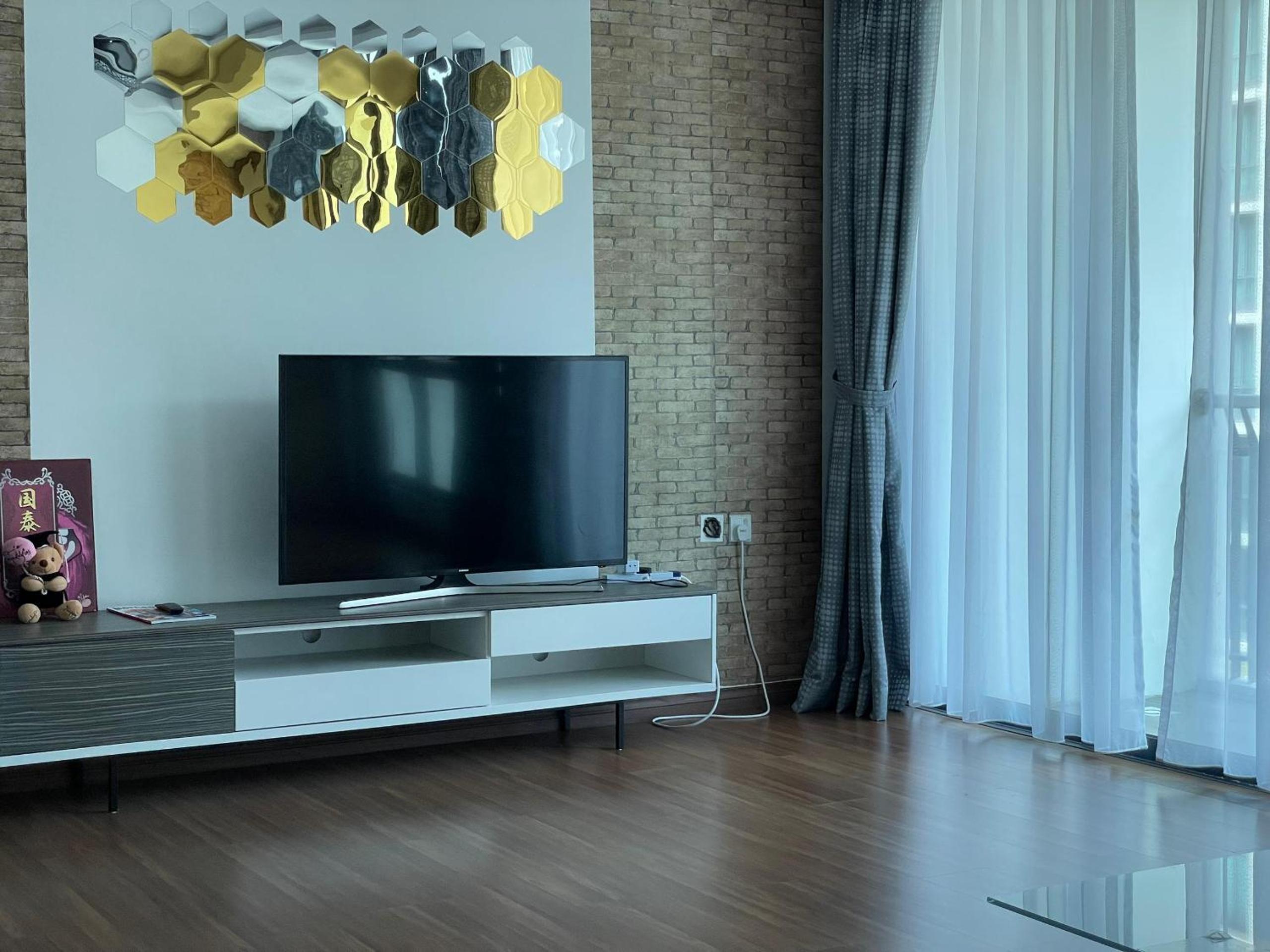 VivacityMall Jazzsuite 4 photo 5